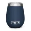 YETI - Rambler 10 Oz Wine Tumbler(with Lid), Navy -Sikkerhetsutstyr Salg 200586 Wine Tumbler Magslider Closed Front Navy 1680x1024 1